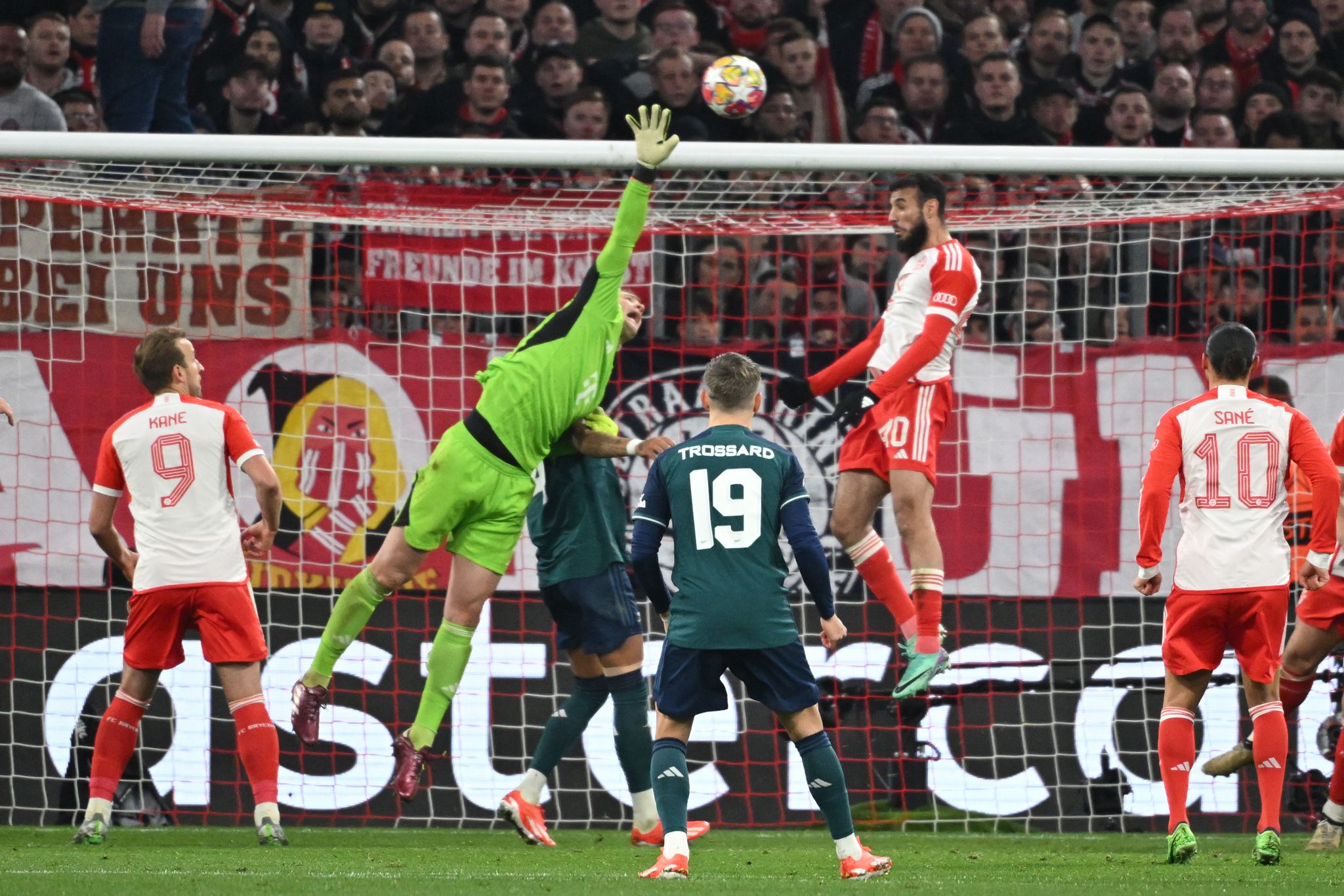 58. Mal zu null: Neuer vor Real-Legende Casillas