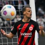 Eintracht Frankfurt verlängert mit Routinier Chandler