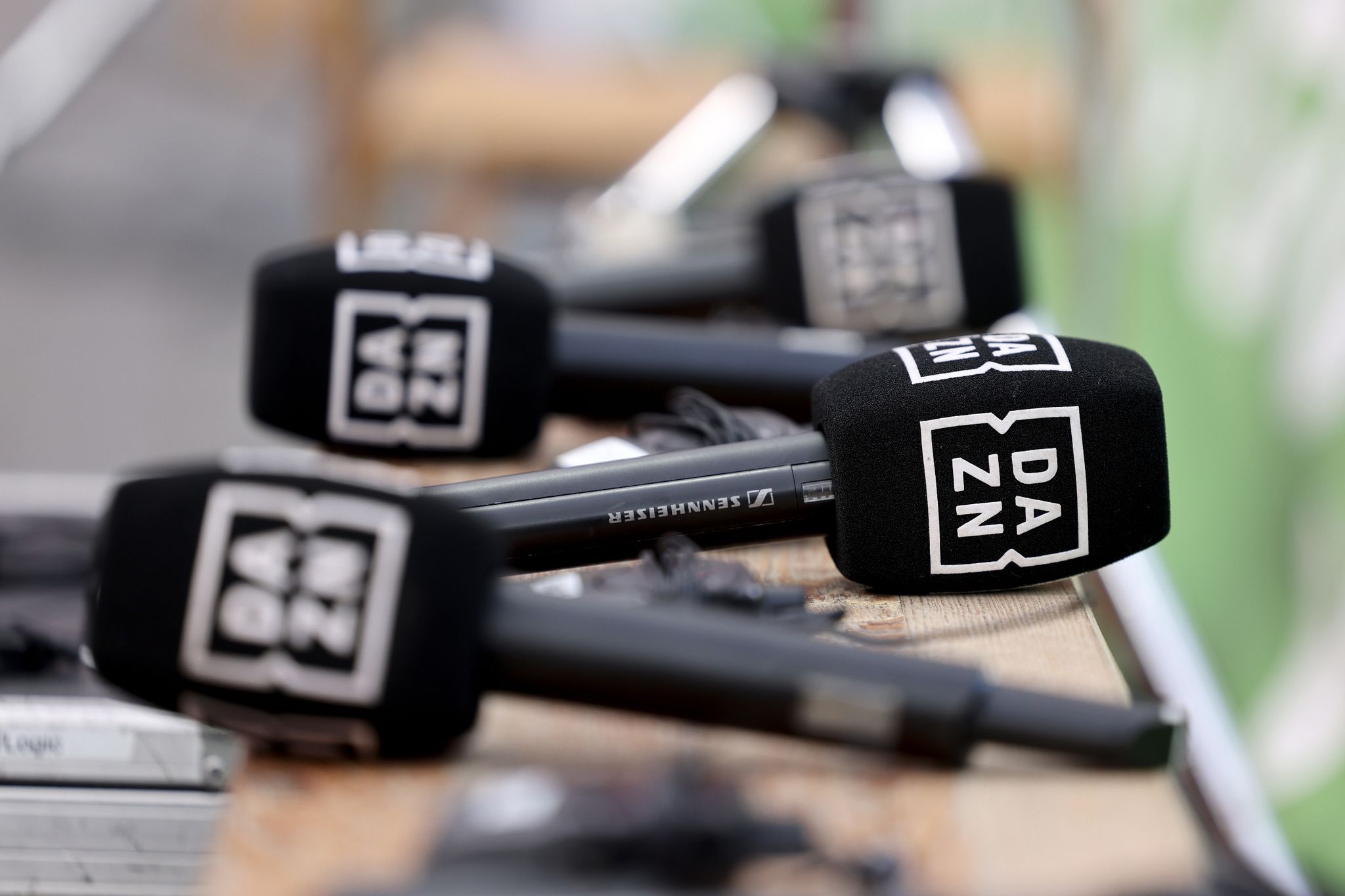 DAZN/DFL-Streit: So laufen Verfahren vor dem Schiedsgericht