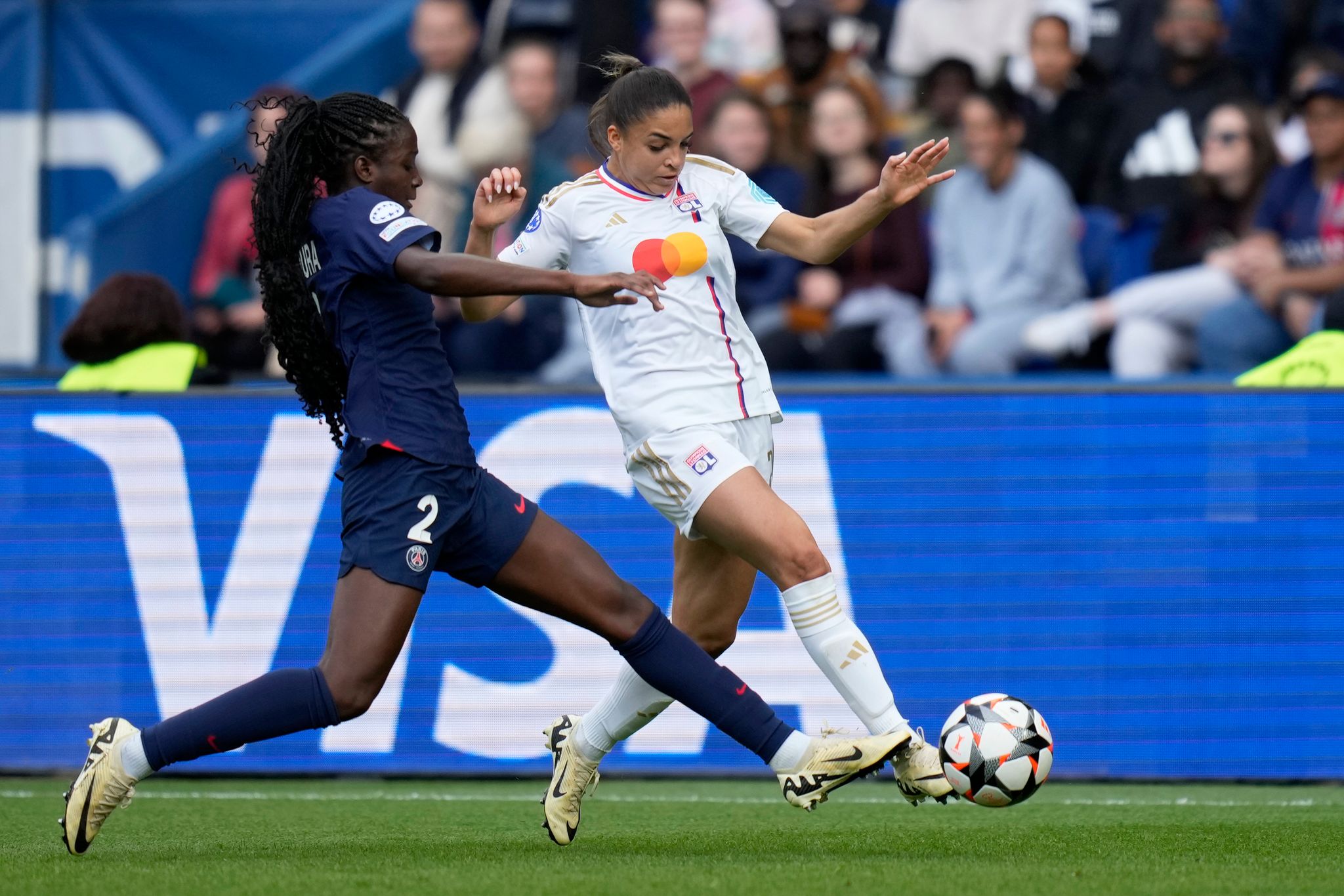 Lyons Frauen besiegen PSG – Im Finale gegen Barcelona
