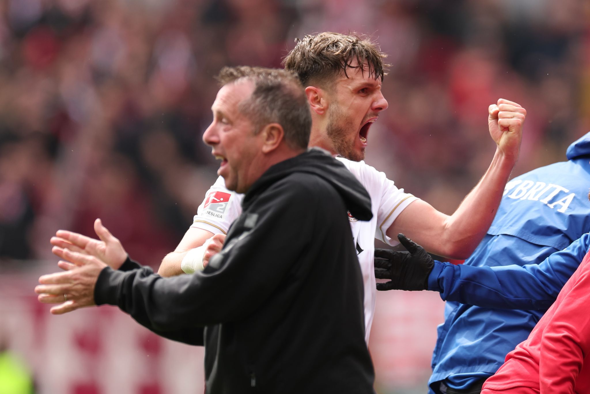 SV Wehen stellt Trainer Kauczinski nach 3:5 gegen Fürth frei