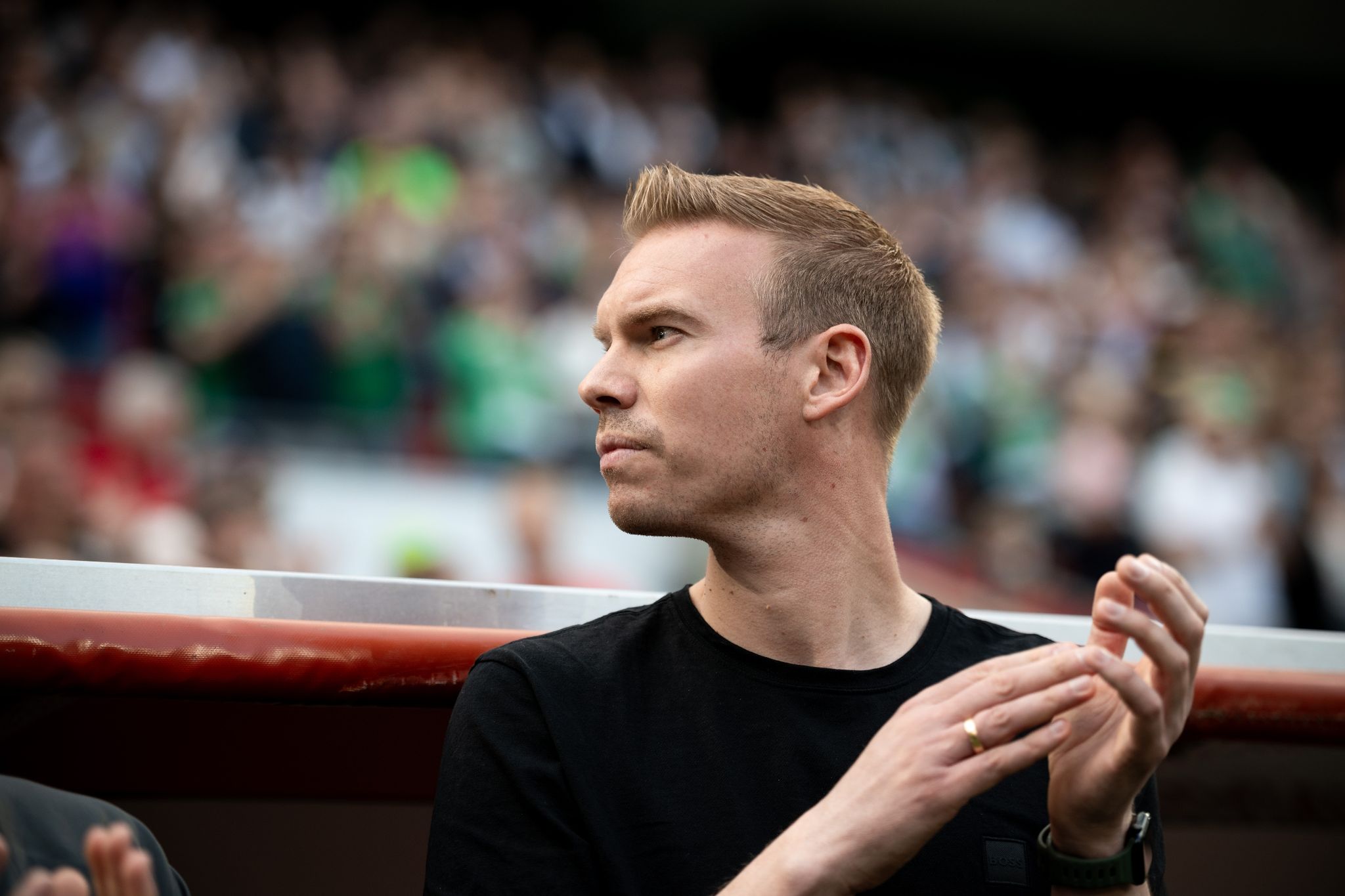 Wolfsburg-Trainer Stroot wird VfL 2025 verlassen