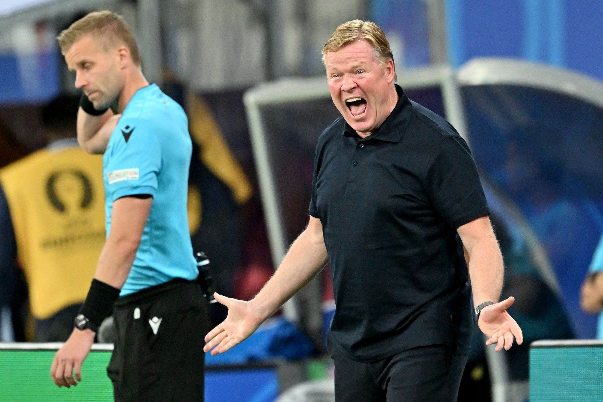 Coach Koeman versteht VAR-Entscheidung nicht