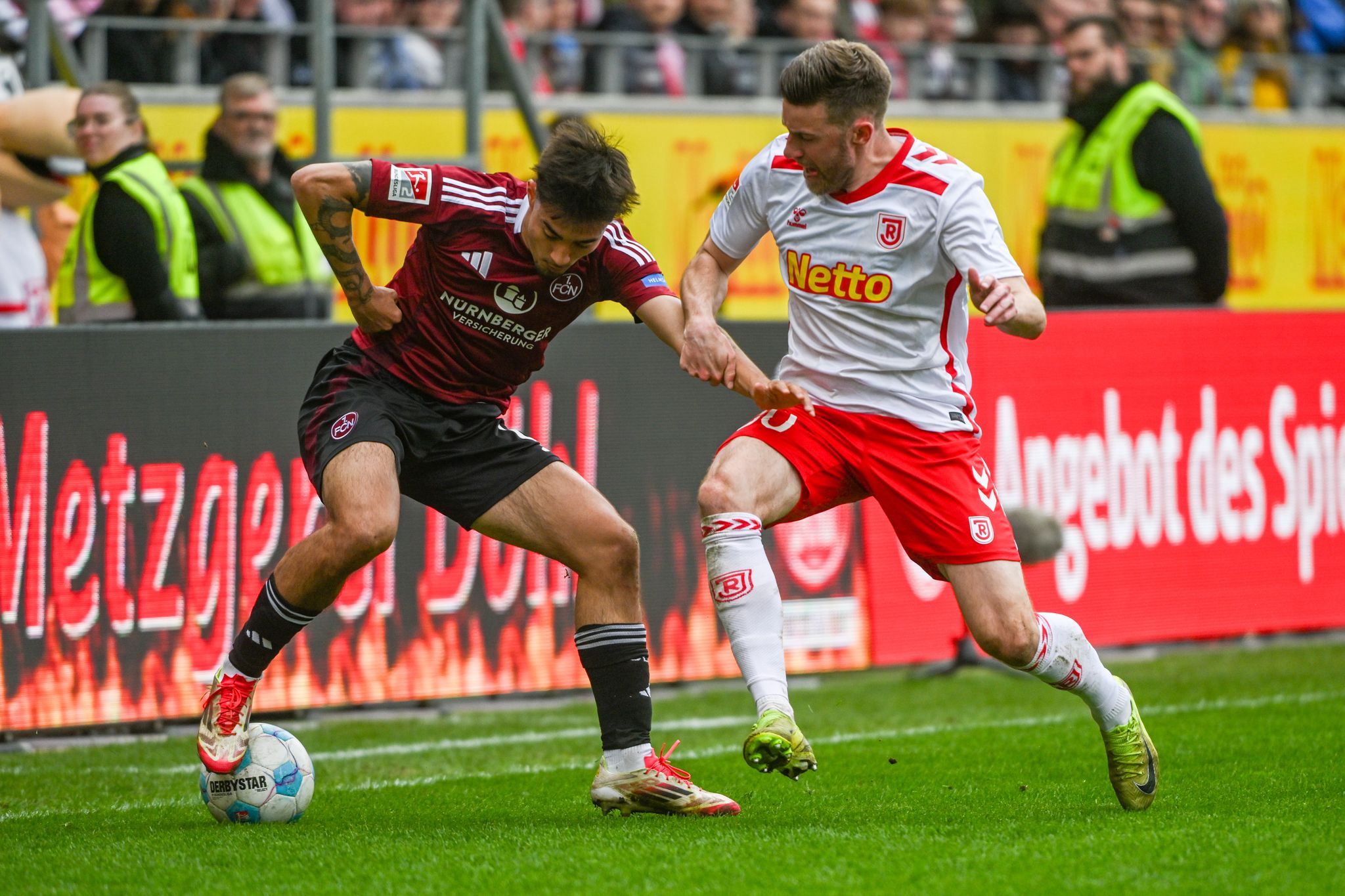 Aufstiegs-Dämpfer: Nürnberg unterliegt bei Schlusslicht Jahn