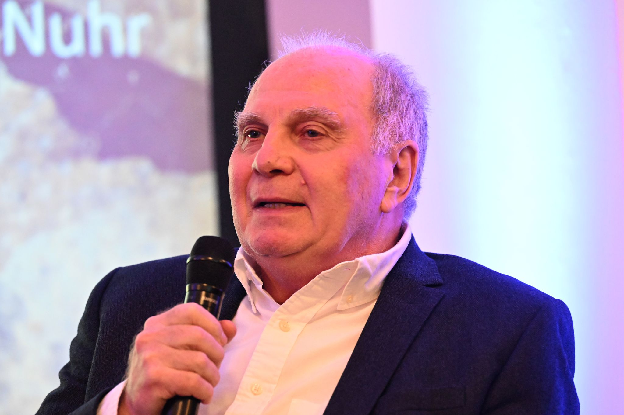 Uli Hoeneß kauft Anteile an Genossenschaft des FC St. Pauli