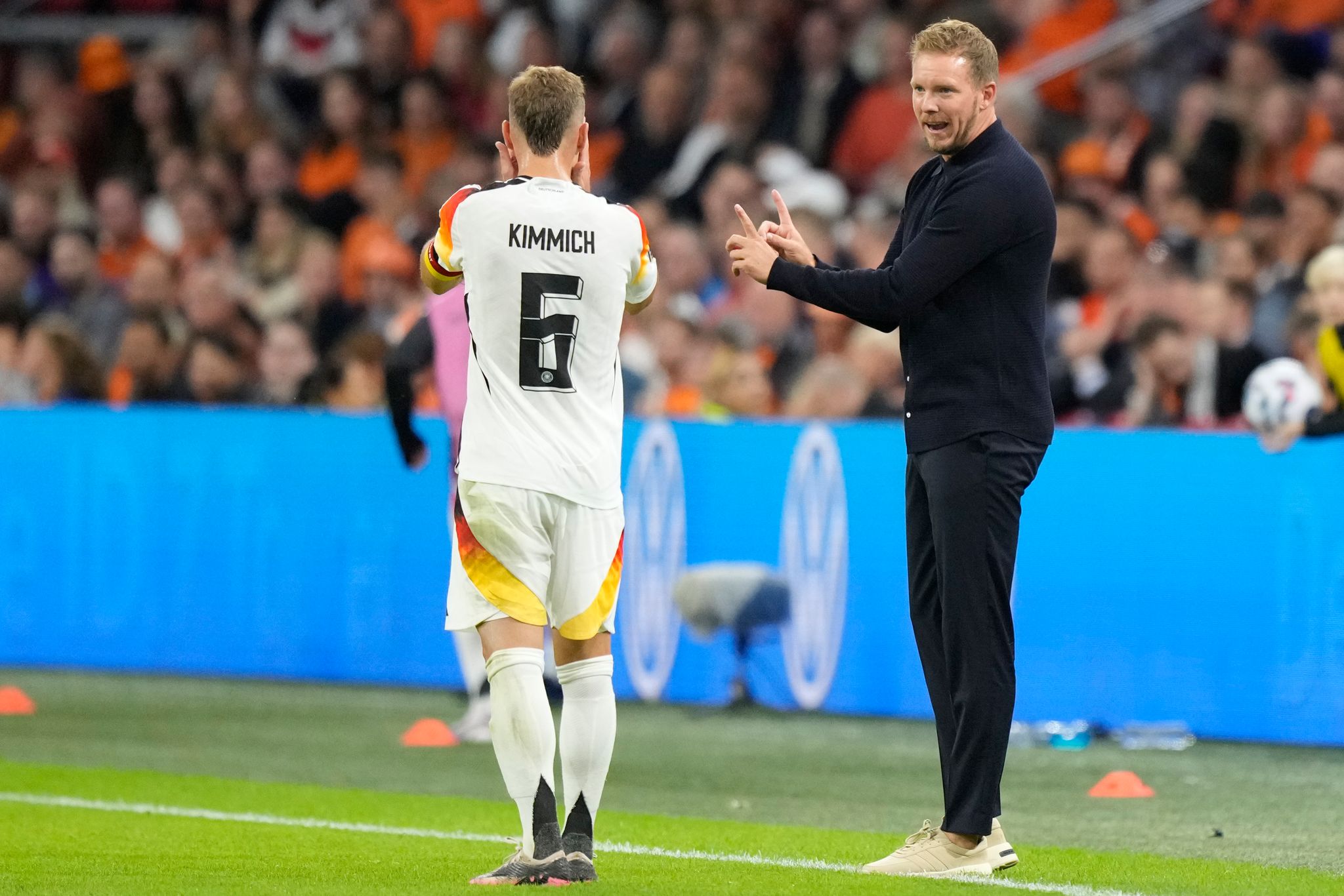 Nagelsmann: Kimmich muss weiter als Außenverteidiger spielen