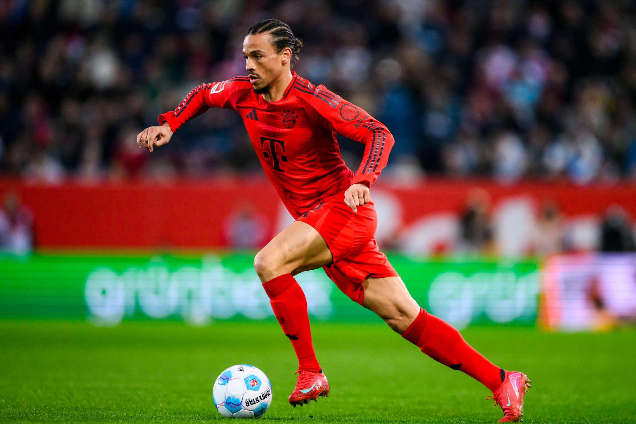 Bericht: Bayern macht Sané Angebot für Vertrag bis 2028