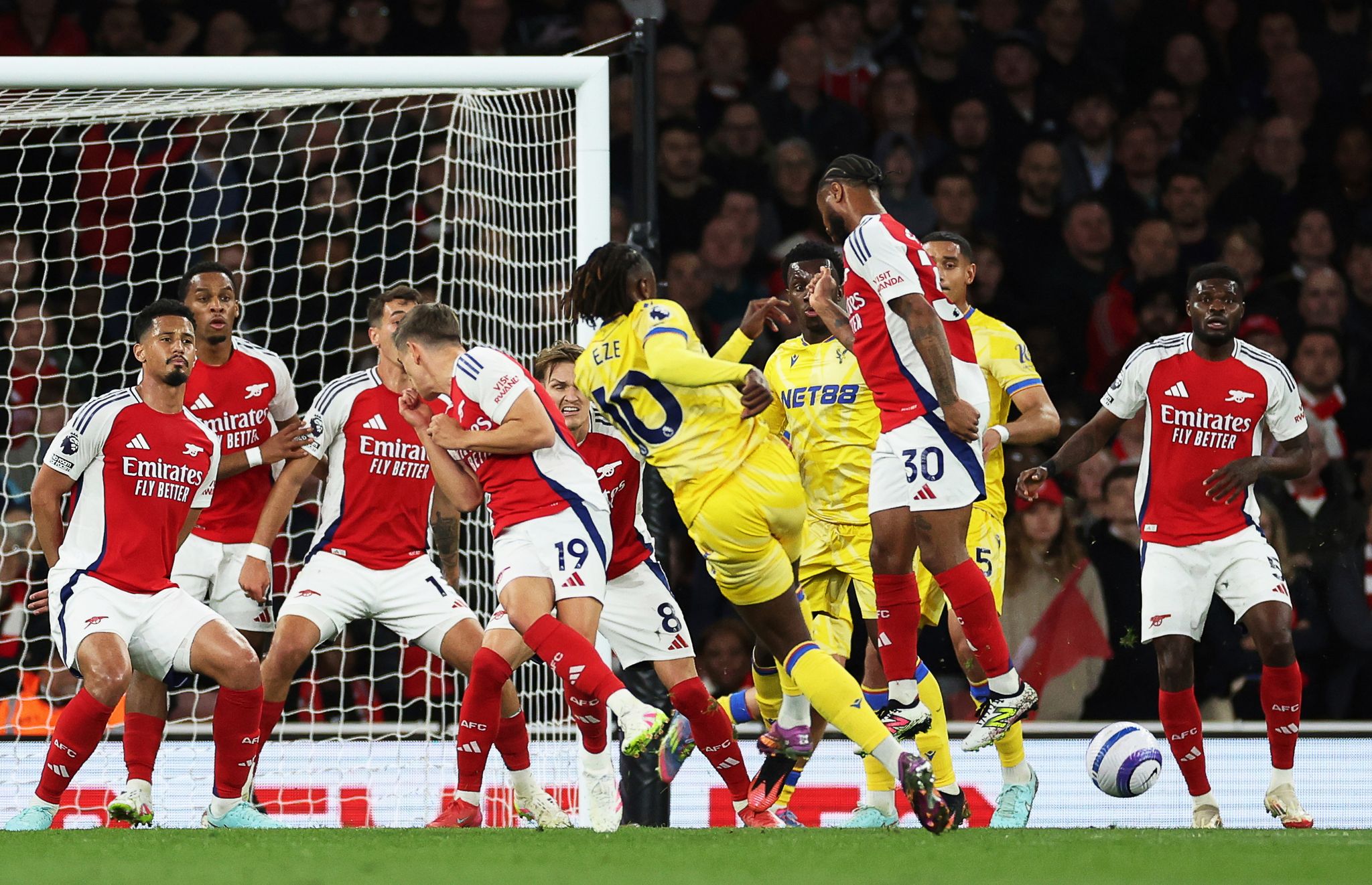 Arsenal patzt – Liverpool kurz vor der Meisterschaft