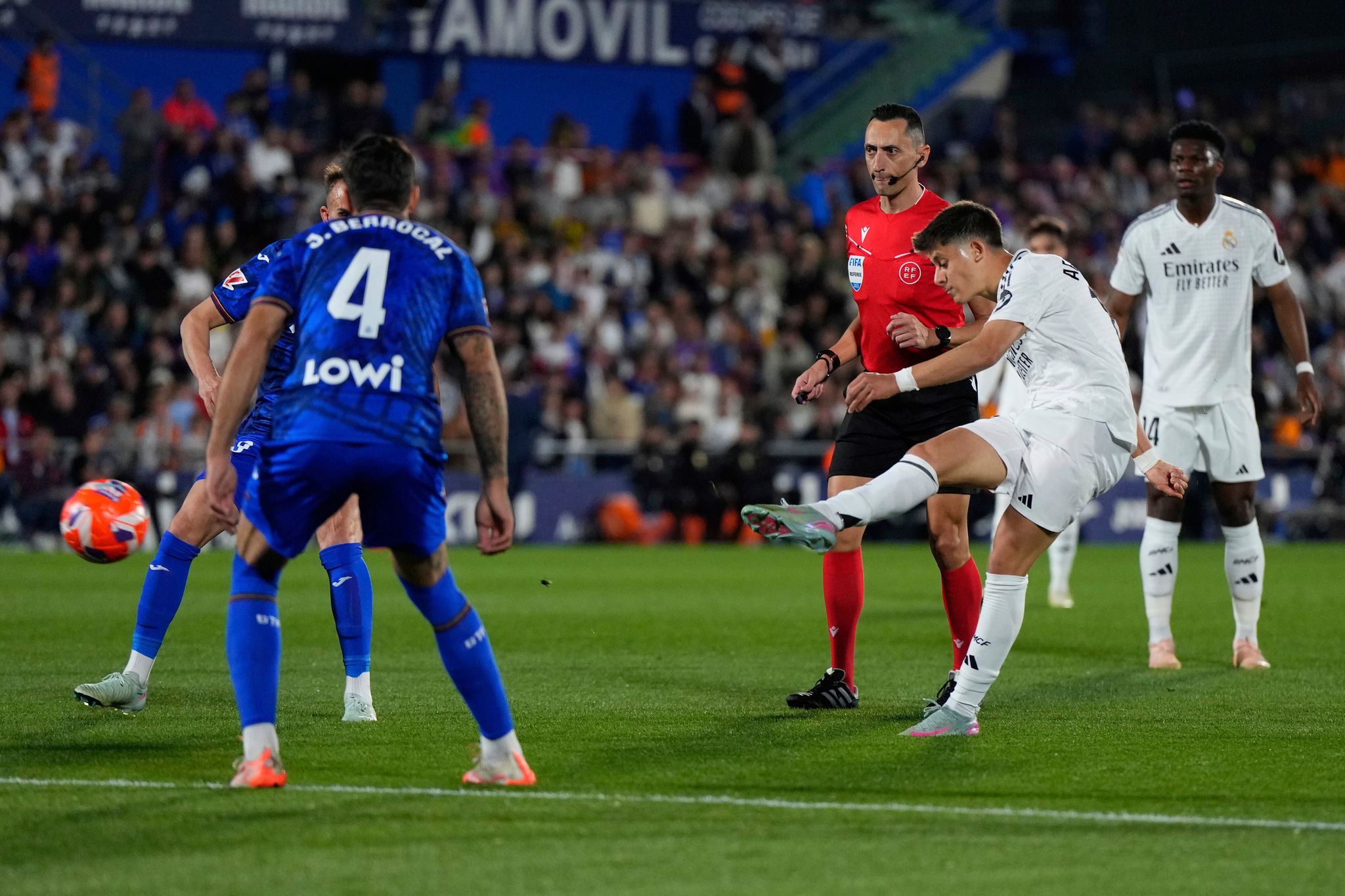 Arda Güler trifft sehenswert – Real Madrid siegt in Getafe