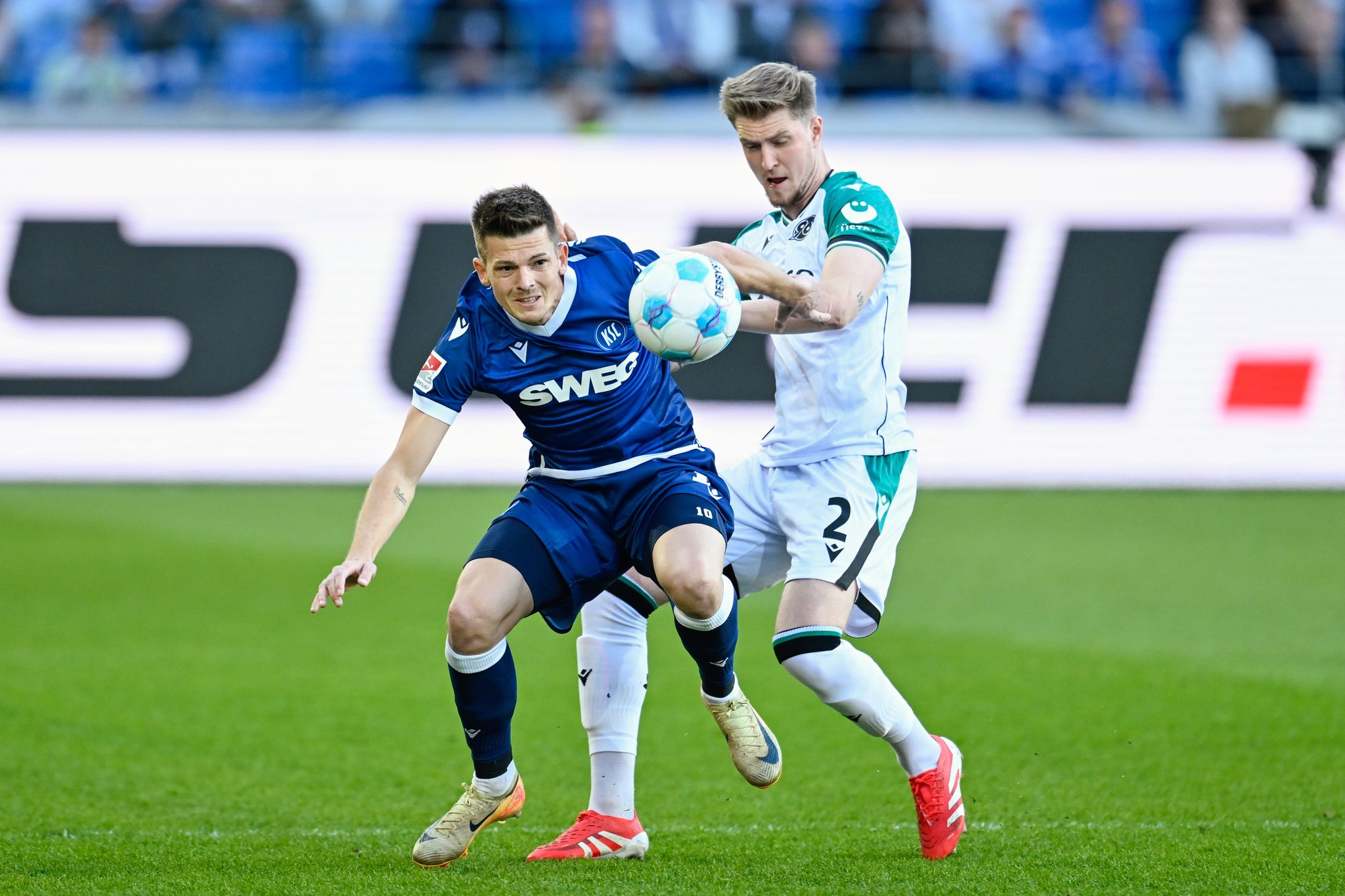 Premiere unter Breitenreiter: Hannover verliert 0:1 beim KSC