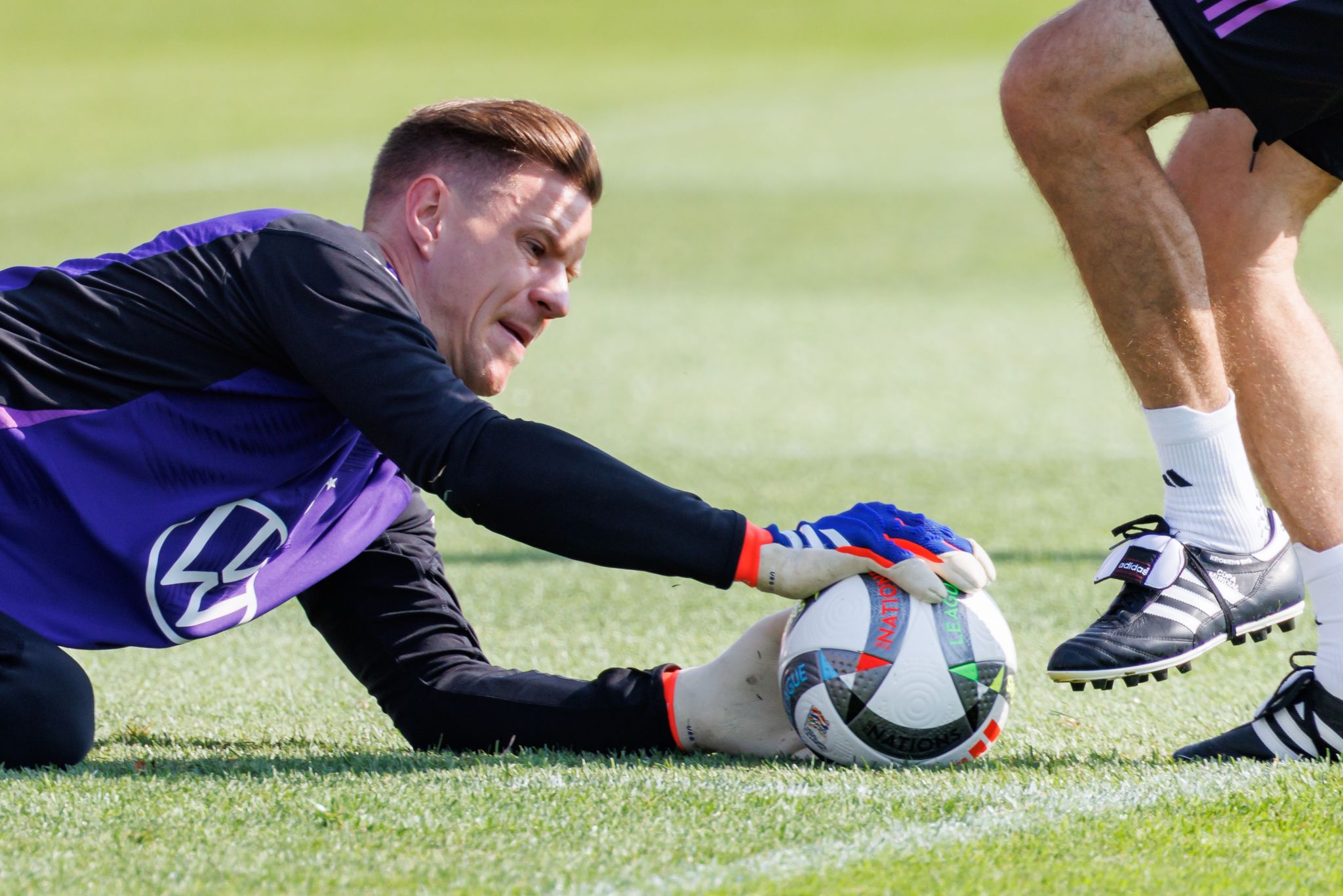 Mit Klavierhänden zur WM: Ter Stegen hat neues Hobby