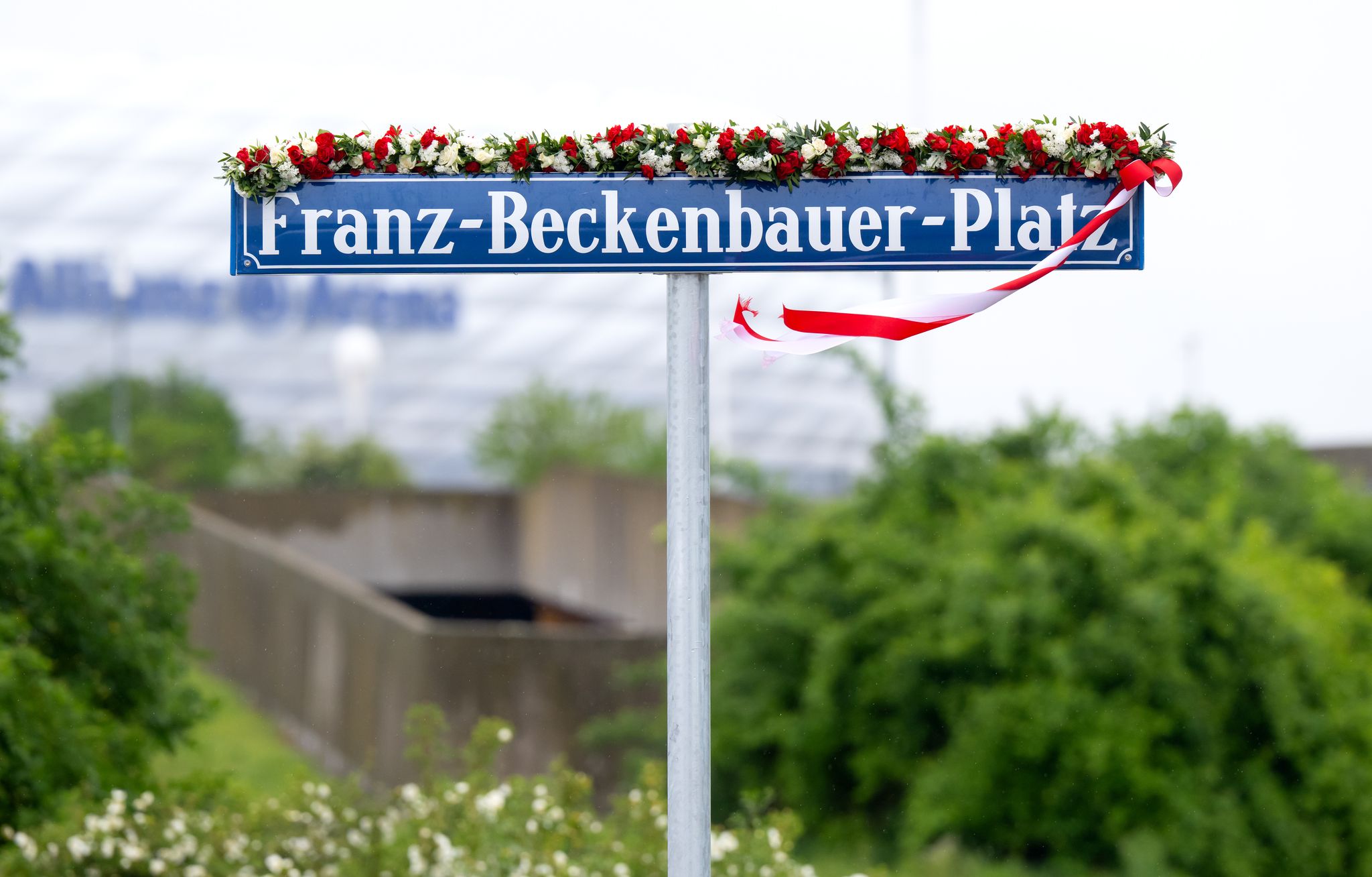 Franz-Beckenbauer-Platz in München eingeweiht