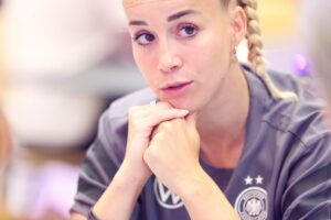 Die Schlauste, die Schnellste: Giulia Gwinn über ihr Team