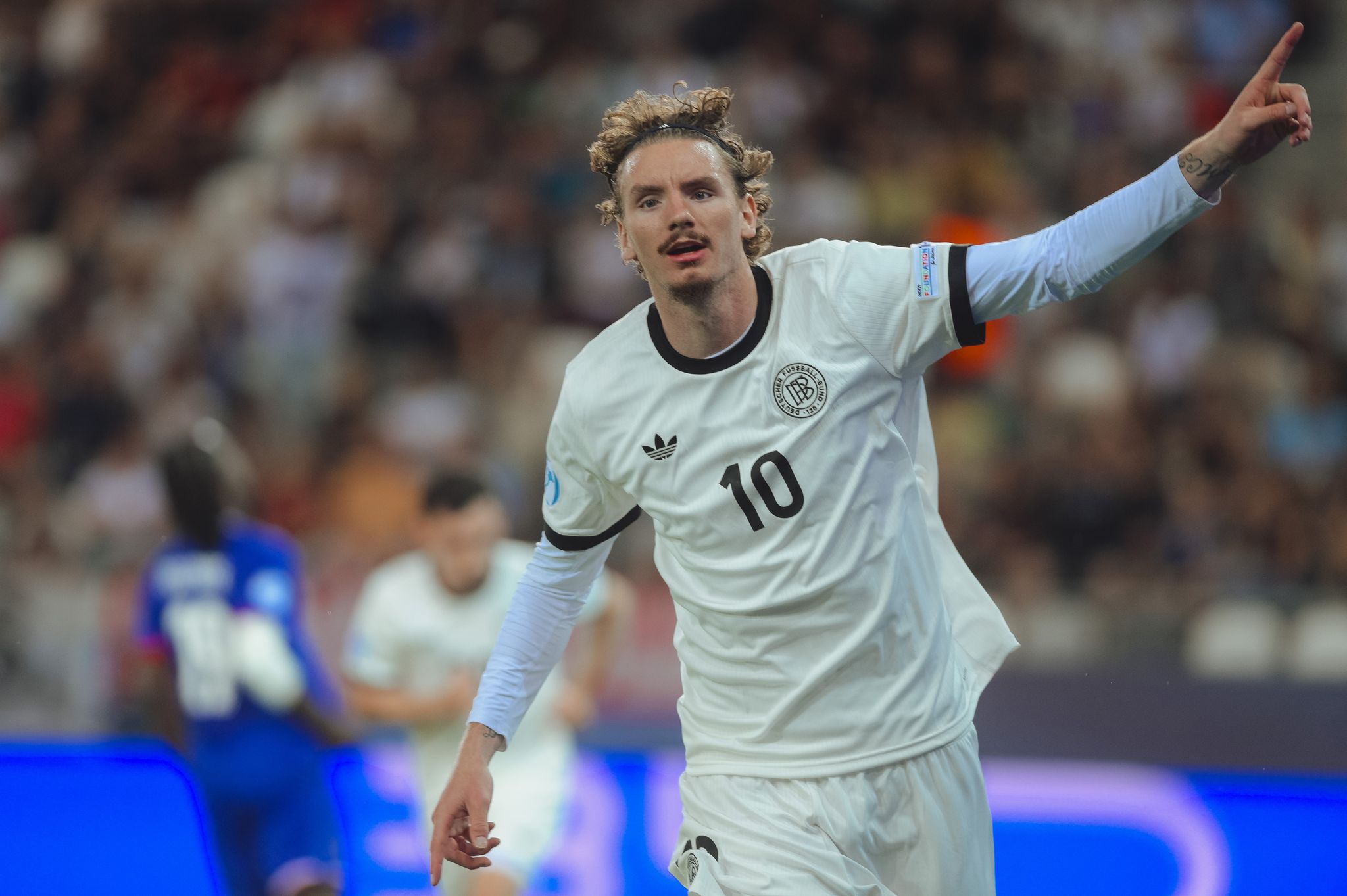 Medien: Shootingstar Woltemade will zum FC Bayern