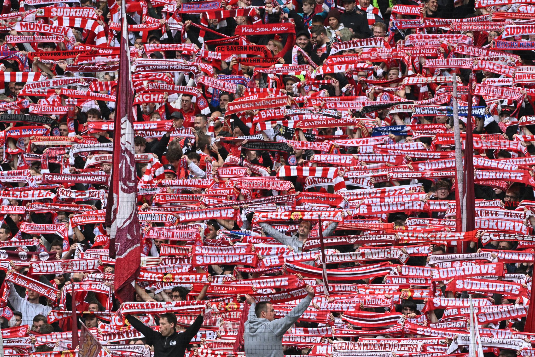 Deloitte-Studie: Leichter Umsatzrückgang der Bundesliga