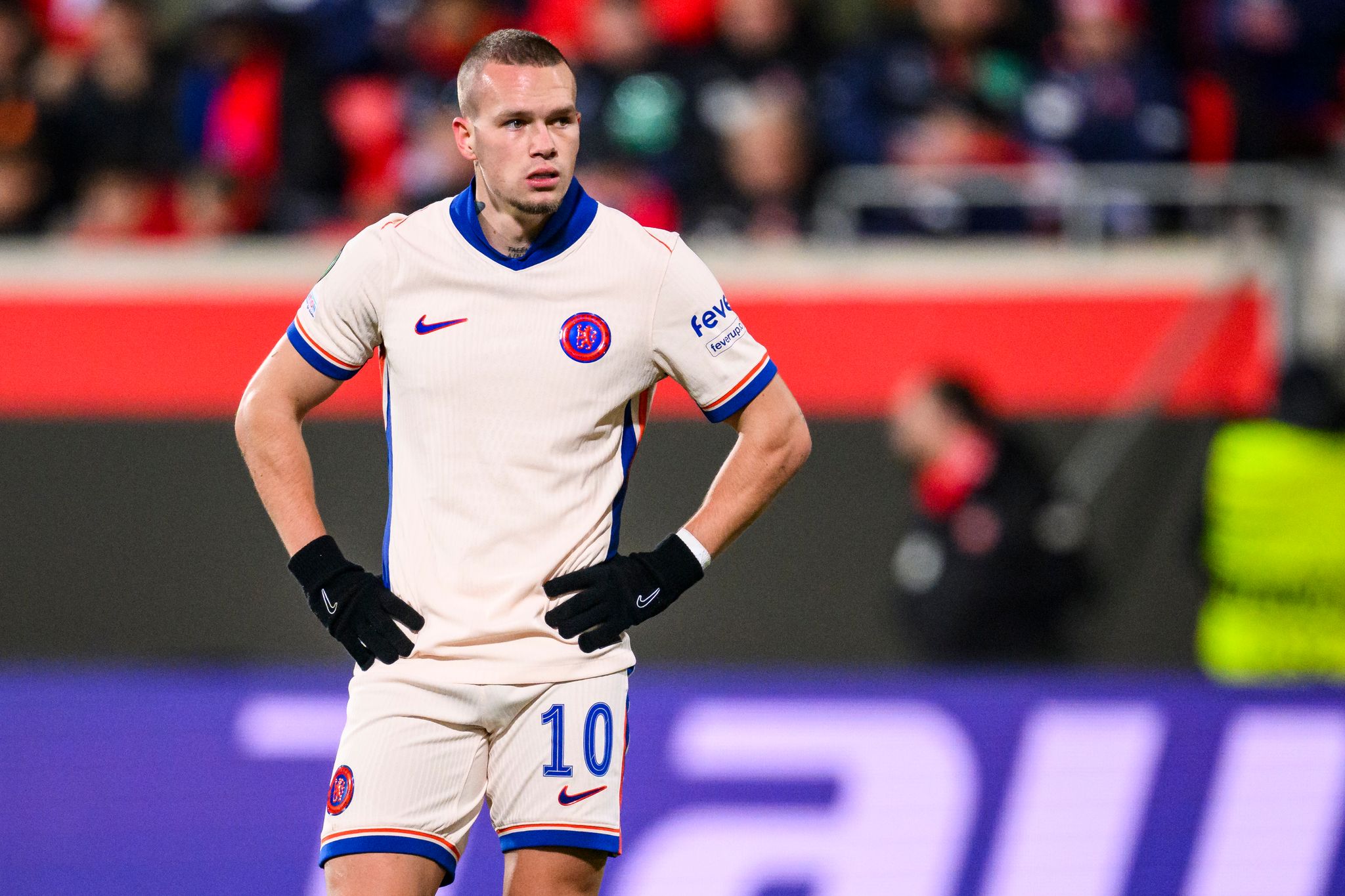 Chelseas Fußballprofi Mudryk droht Dopingsperre