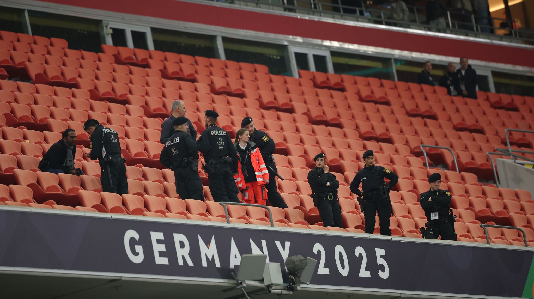 Nations-League-Finale: Spanien-Trainer spricht von Todesfall