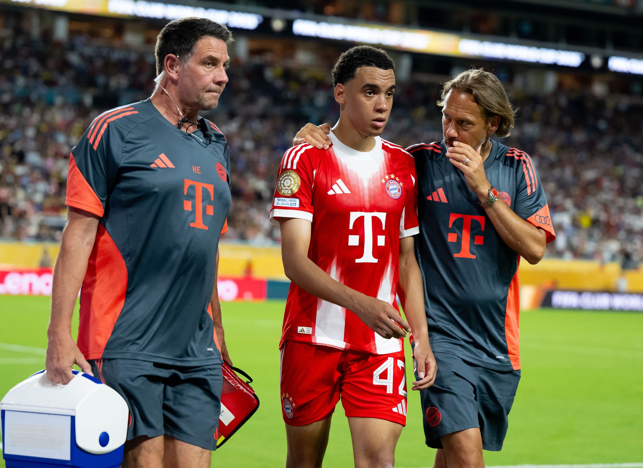 FC Bayern startet Vorbereitung auf Benfica mit Musiala