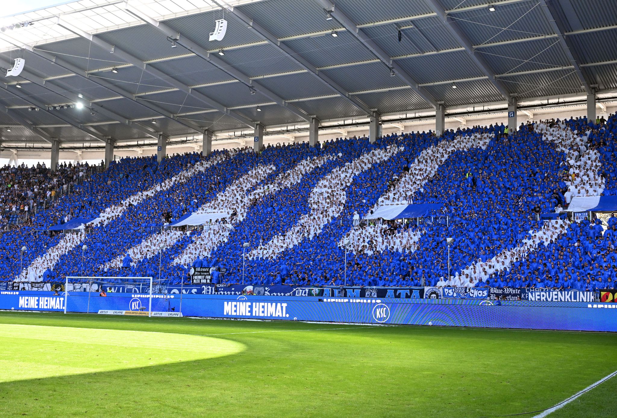 KSC holt neuen Direktor Profifußball
