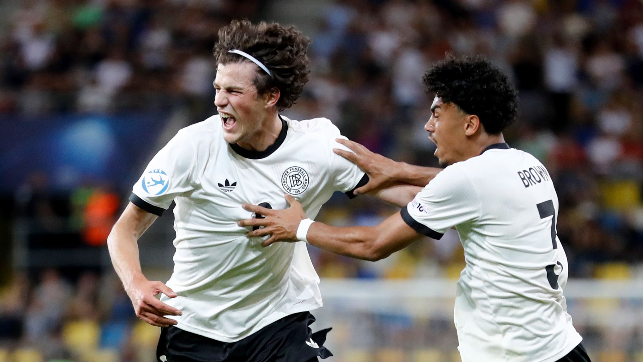 U21 feiert Halbfinal-Einzug – «Eistonne und Pizza»