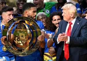 Trump sorgt auf Club-WM-Siegerpodest für Irritationen