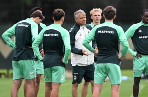 Bundesliga-Debüt mit 56: Steffens erstes Werder-Training