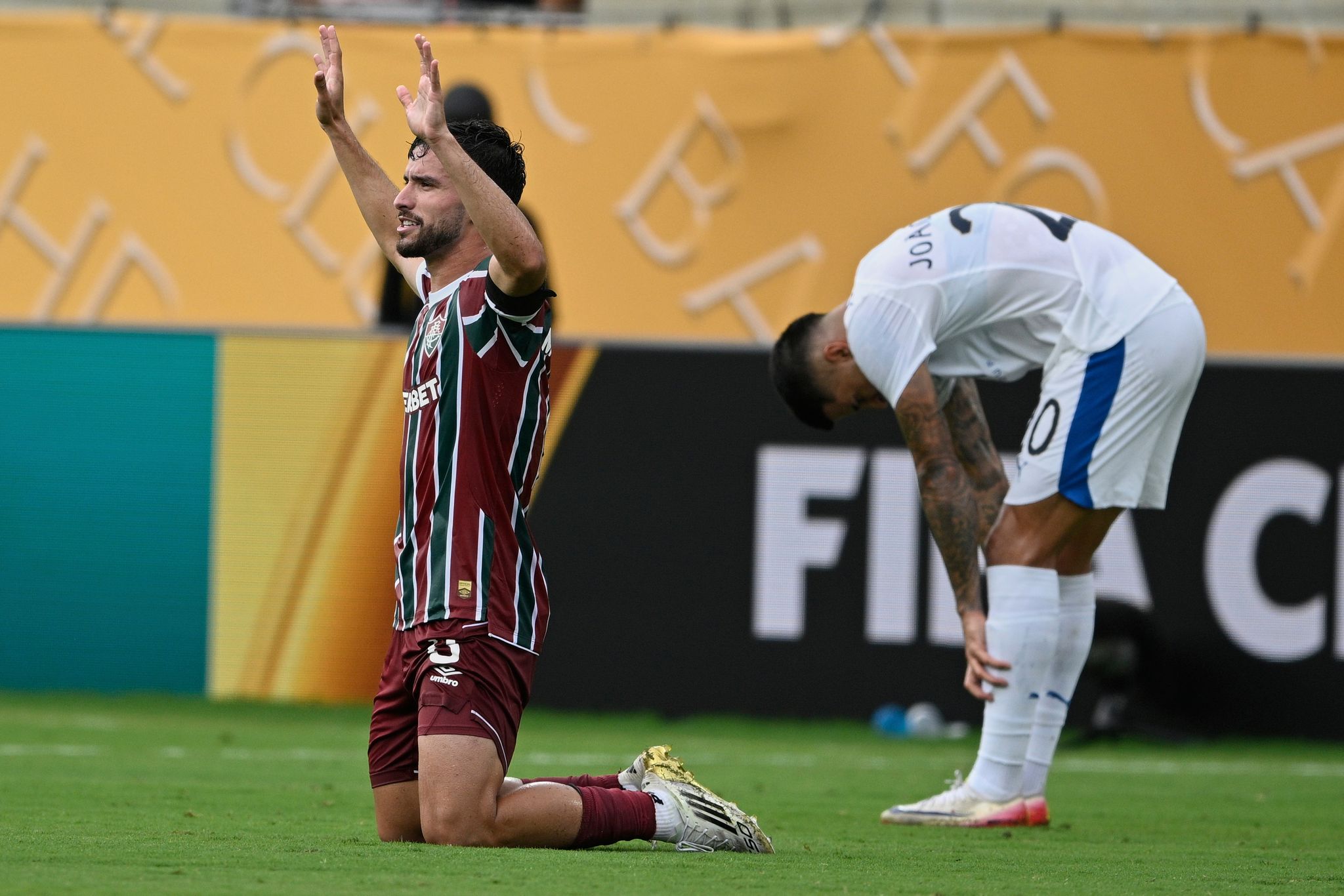 Tränen bei Jota-Gedenken: Fluminense erreicht Halbfinale