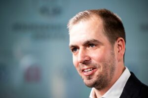 Lahm fordert Investitionen: «Frauenfußball ist Volkssport»