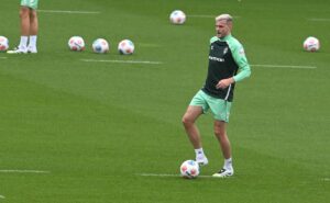 Wade verletzt: Werder-Stürmer Ducksch fällt wochenlang aus