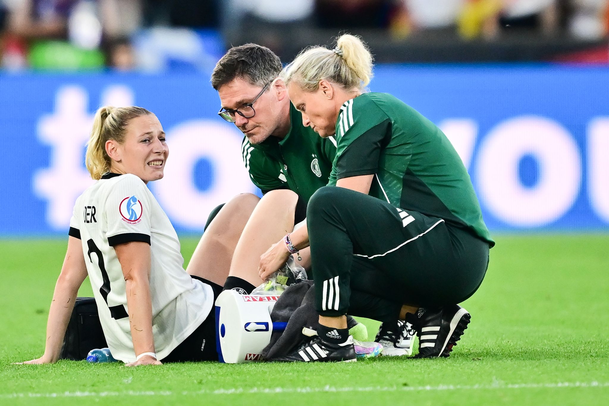 DFB-Team ohne verletzte Sarai Linder gegen Spanien