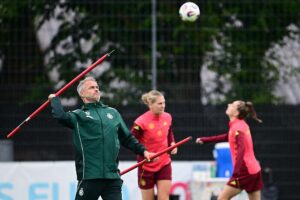 Fußballerinnen machen sich Mut: «Jetzt erst recht»