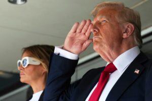 Finale der Club-WM im Zeichen der Show und von Trump