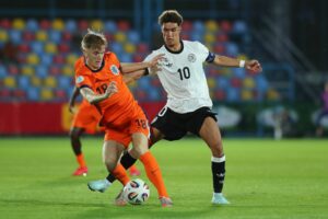 VfB Stuttgart verpflichtet U17-Weltmeister Darvich