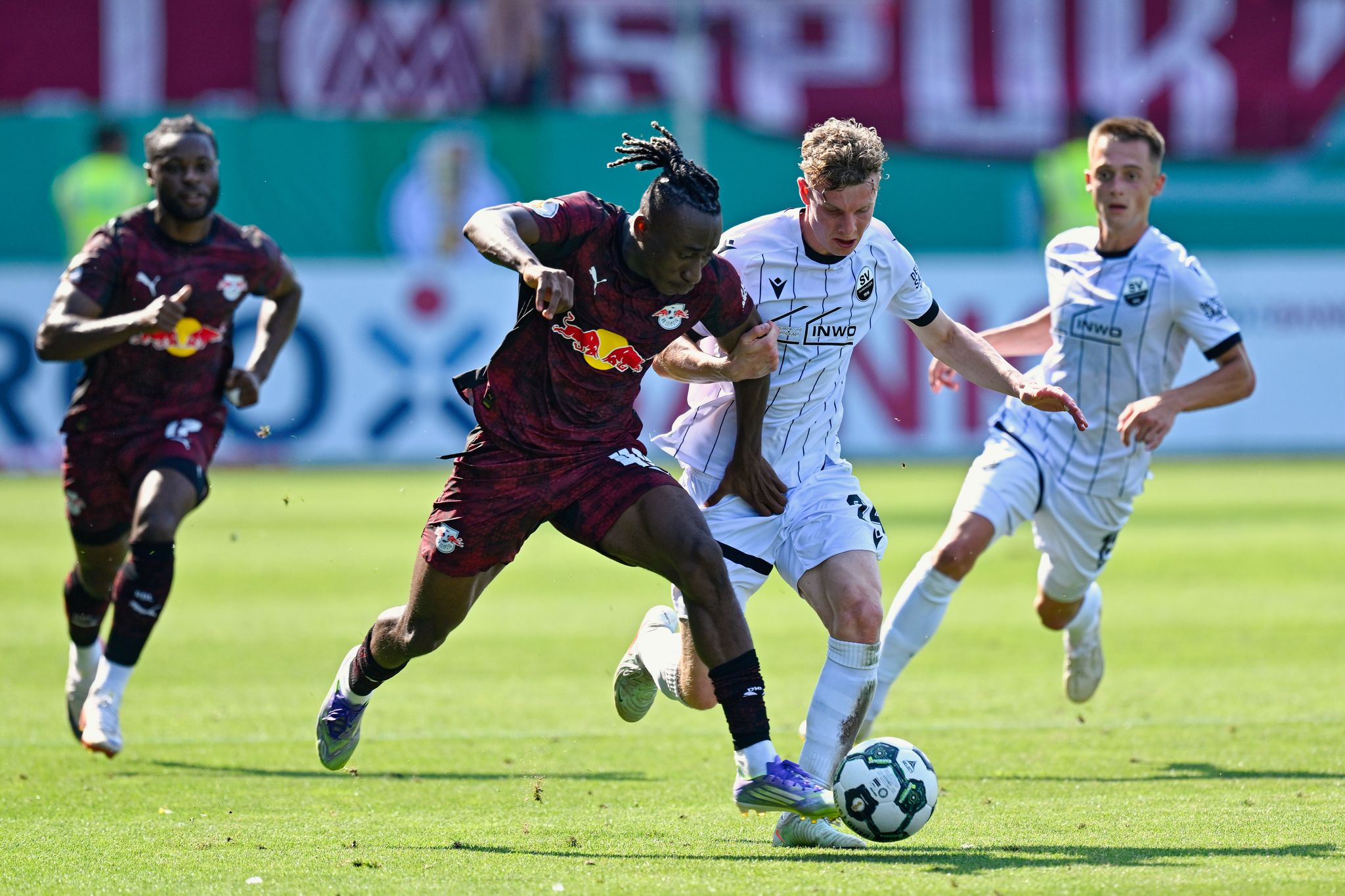 Späte Tore: Banzuzi und Simons retten Werners Leipzig-Debüt
