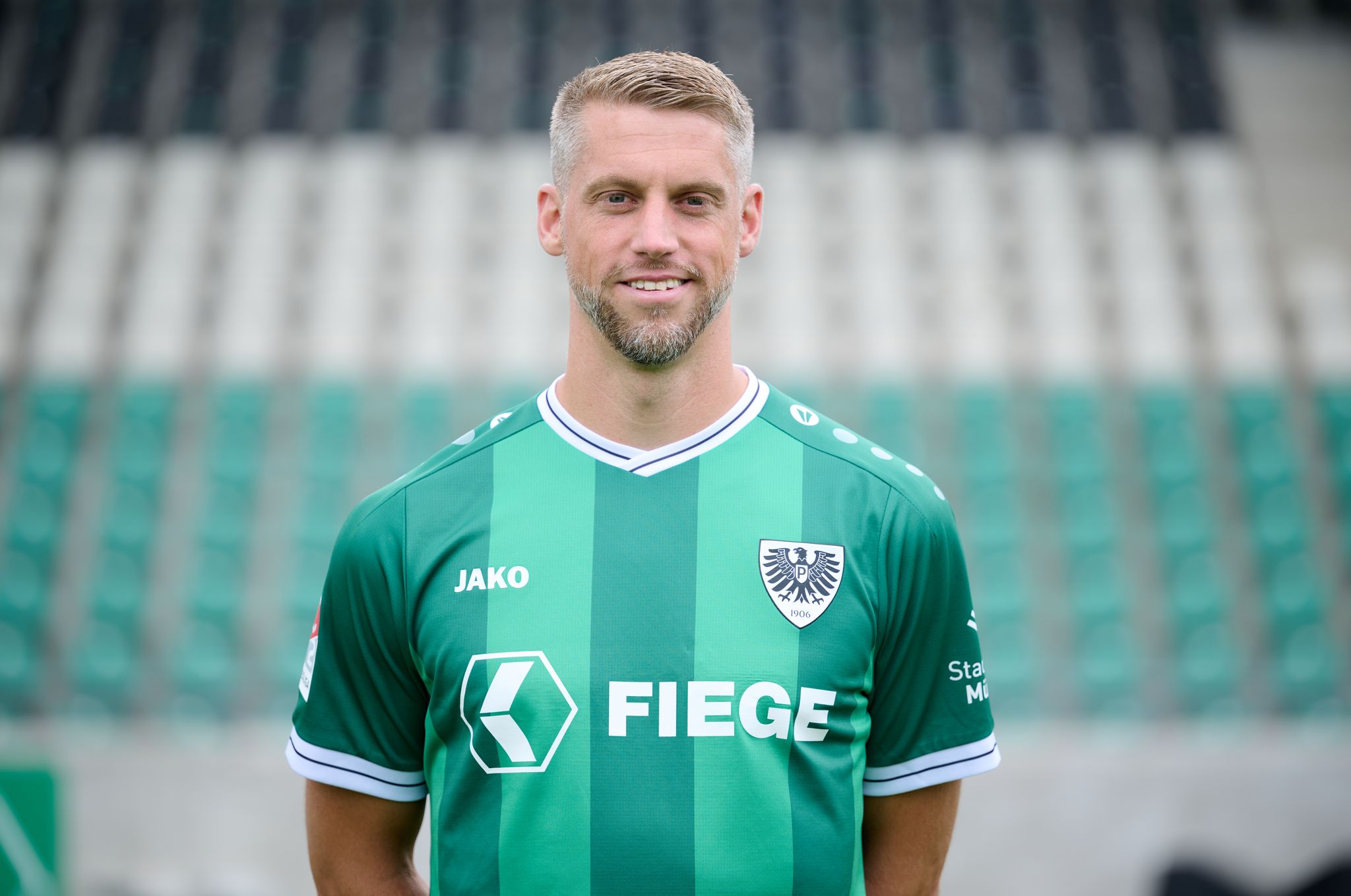 Münster kündigt Spieler und zeigt ihn an – Profi wehrt sich