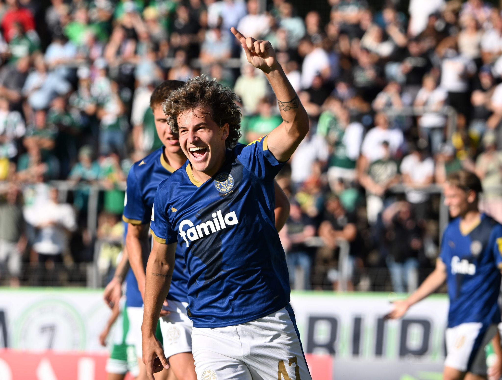 Kiel mit erstem Saisonsieg: 2:0 in Homburg