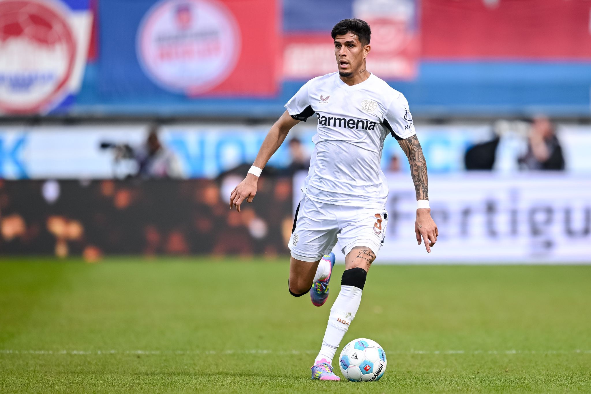 Berichte: Leverkusen lässt Hincapie zum FC Arsenal ziehen