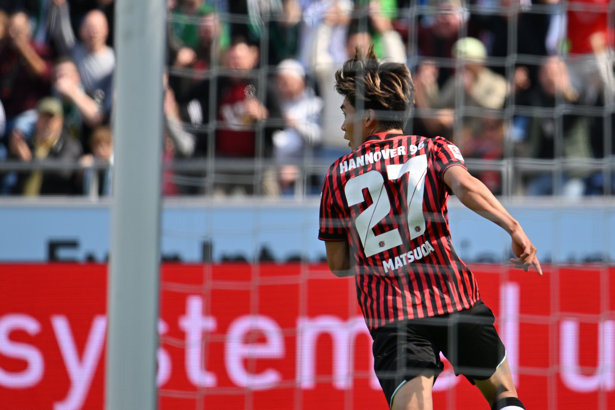 Hannover mit 3:1 gegen Magdeburg neuer Tabellenführer