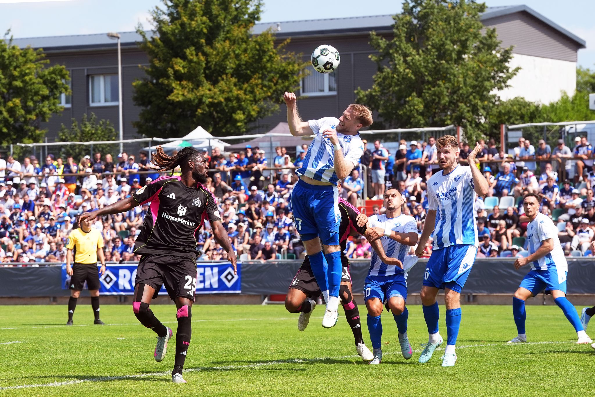 HSV verhindert gerade noch Pokal-Aus in Pirmasens