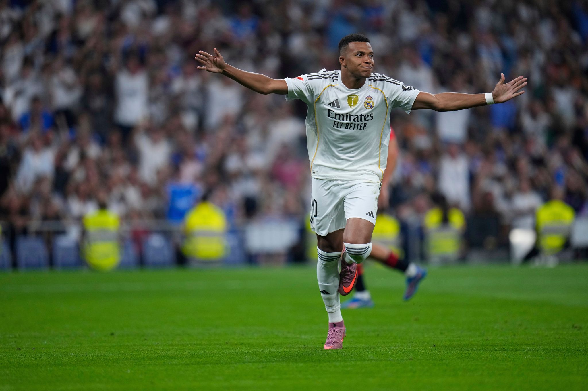 Mbappé rettet Alonsos Liga-Debüt bei Real Madrid
