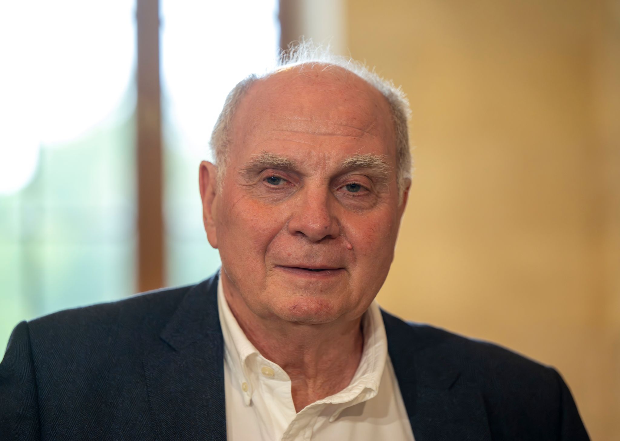 Hoeneß über Eberl: Erst Kritik, nun «der größte Verteidiger»