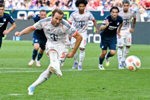 Loblied auf «Hattrick-Harry»: Bayerns Anführer mit Bass