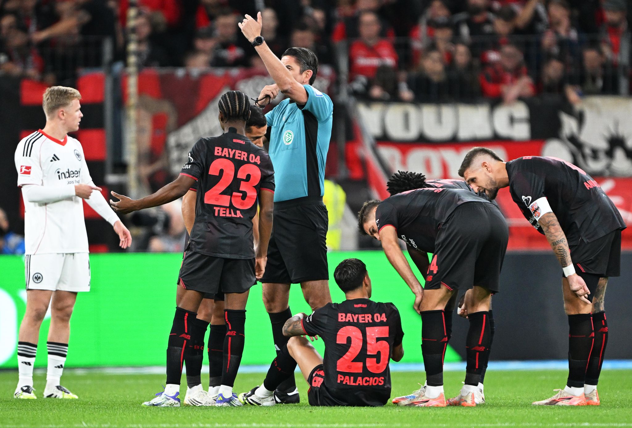 Verletzung: Weltmeister fehlt Leverkusen lange