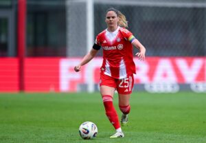 Bayern-Frauen: Kreuzbandriss bei Co-Kapitänin Zadrazil