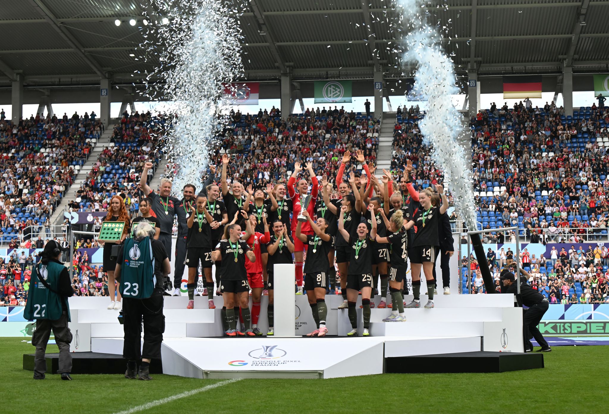 Bundesliga-Rekord: 50.000 Fans wollen Bayern-Frauen sehen
