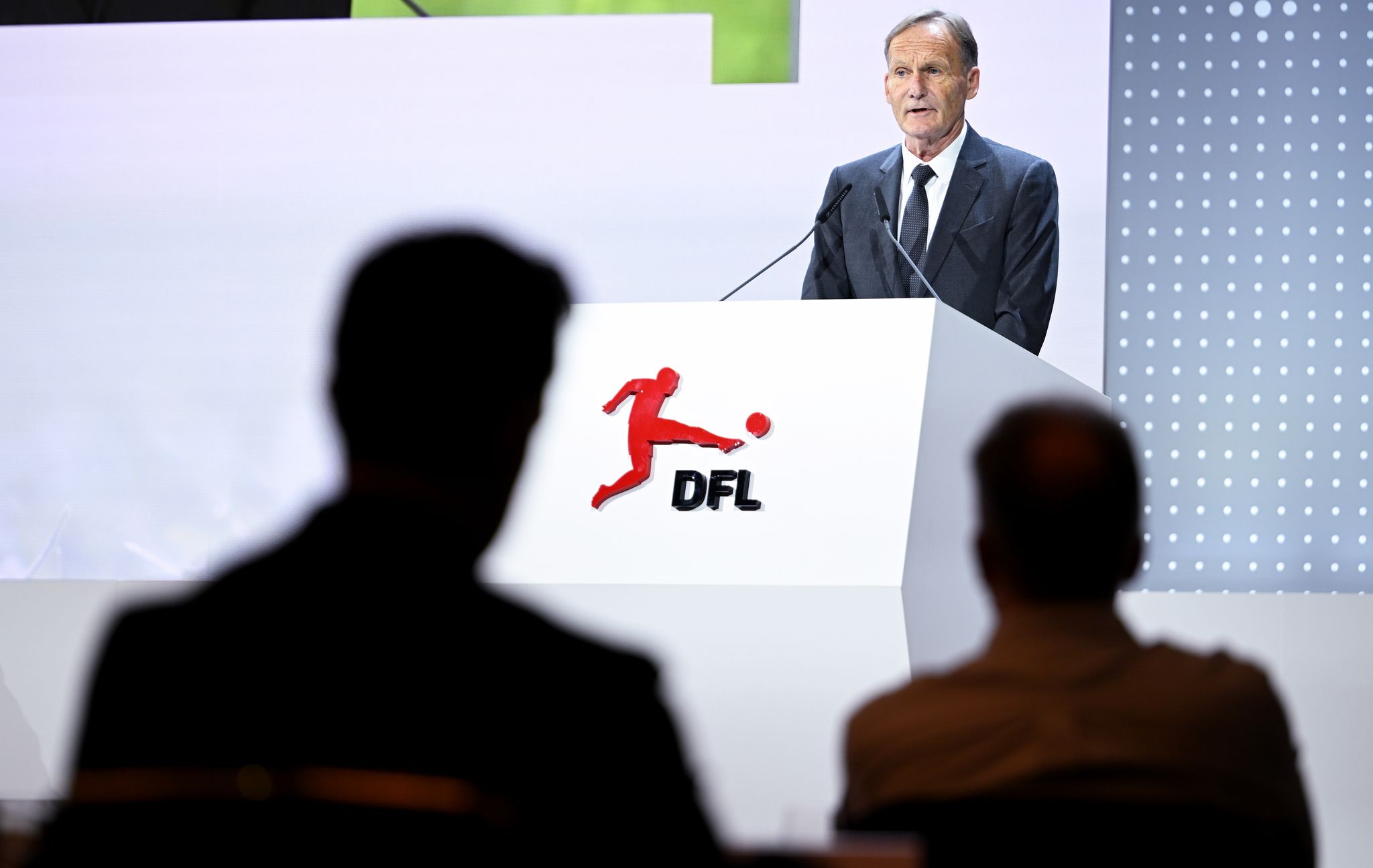 Watzke lehnt deutsche Pflichtspiele im Ausland ab: «Punkt»