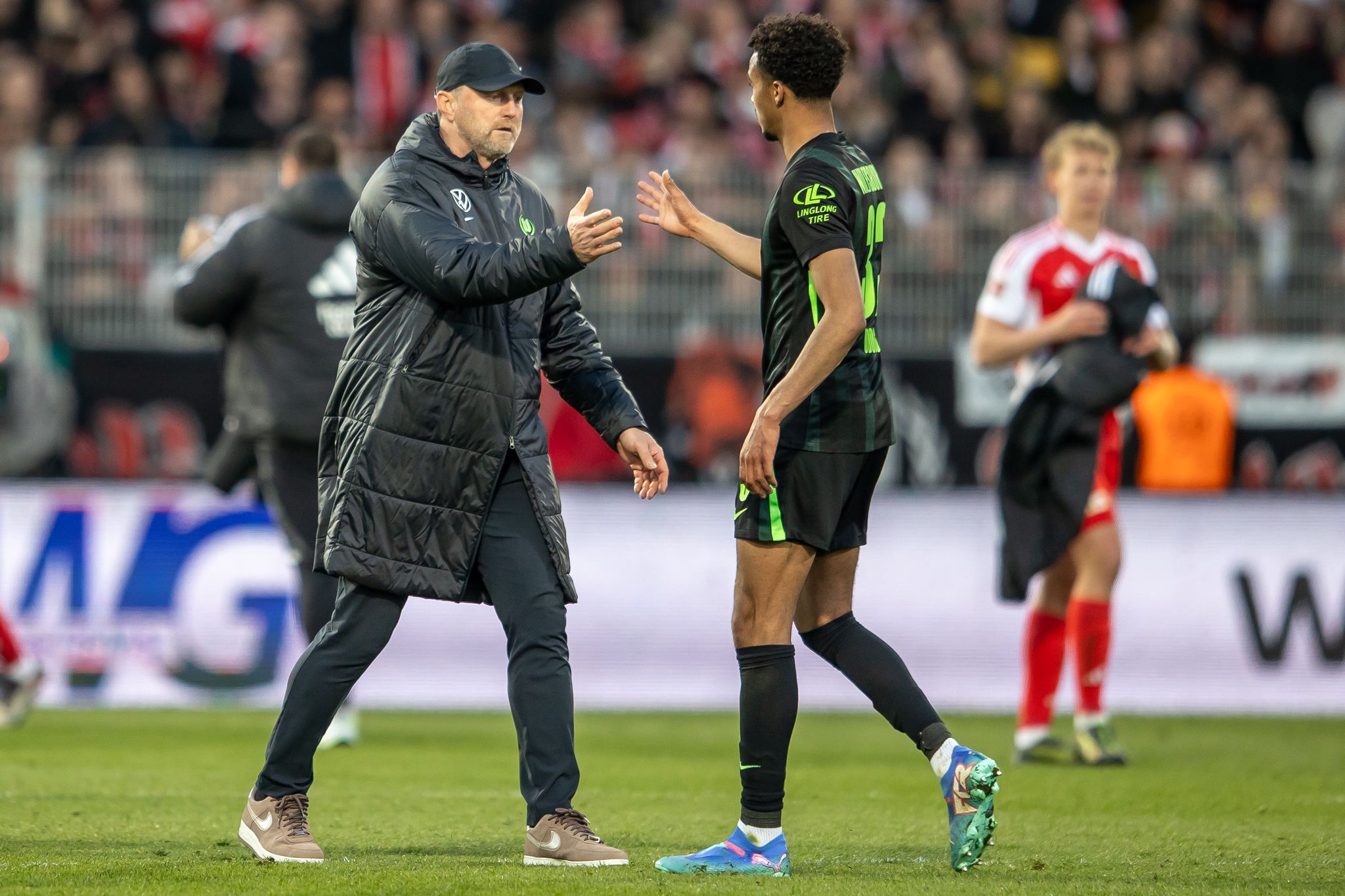 Bewegung in Wolfsburg: Zwei Neue kommen, Odogu nach Mailand