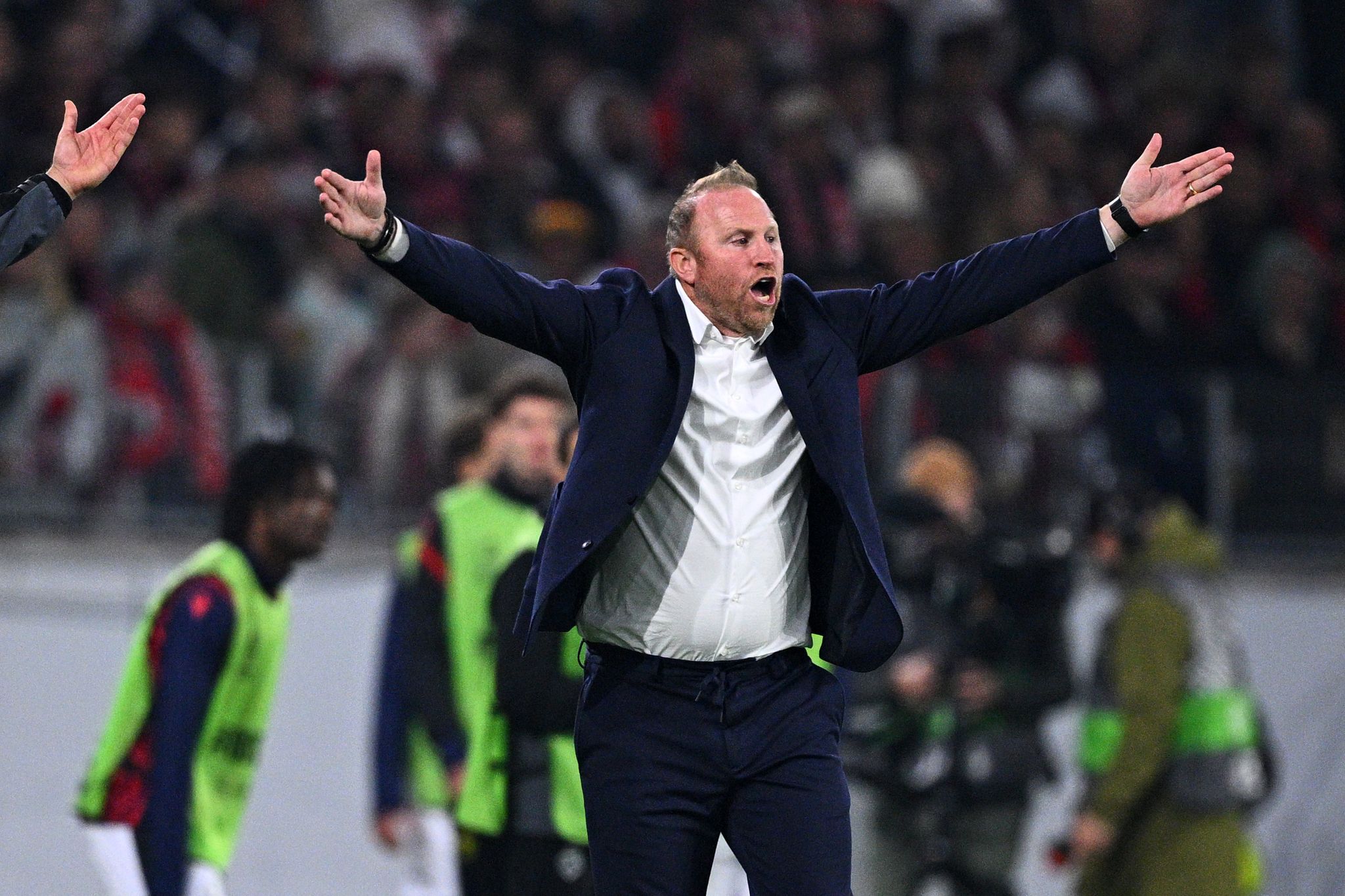 «Kein Signal»: Technik-Ärger bei Basel-Trainer