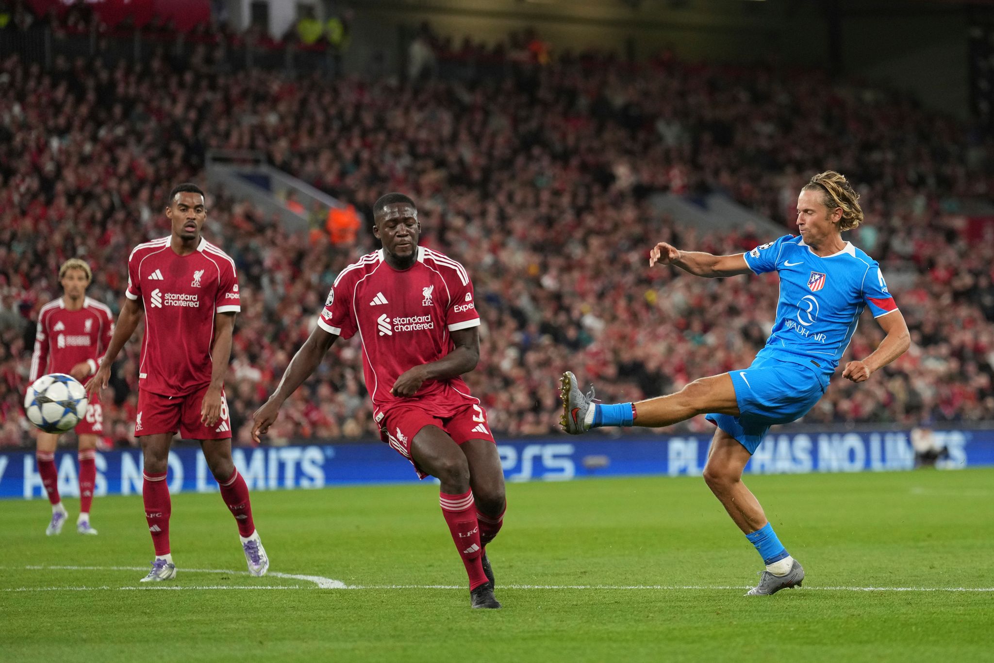 Liverpool siegt spät – PSG und Inter souverän