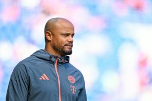 «Come on Jungs»: Bayern-Trainer Kompany von Fragen irritiert